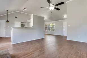 1113 Harvest Hill Ln, Lancaster, TX 75146 - Photo 9