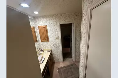 2517 Lawnview Drive, Carrollton, TX 75006 - Photo 11