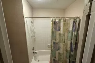 2517 Lawnview Dr, Carrollton, TX 75006 - Photo 9