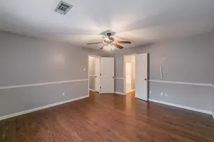 1013 Darren Dr, Burleson, TX 76028 - Photo 21