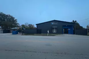 11871 Cleveland Gibbs Rd, Roanoke, TX 76262 - Photo 1