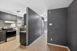 7224 Greenlee St, Fort Worth, TX 76112 - Photo 9