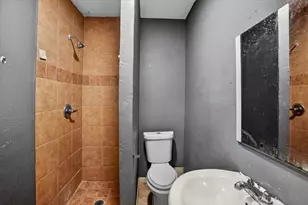 7224 Greenlee St, Fort Worth, TX 76112 - Photo 13