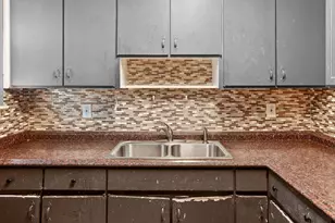 7224 Greenlee St, Fort Worth, TX 76112 - Photo 7