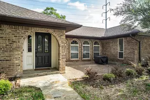 1715 Covemeadow Dr, Arlington, TX 76012 - Photo 3