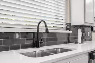 1715 Covemeadow Dr, Arlington, TX 76012 - Photo 13