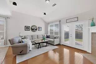 9009 Golden Sunset Trail, Fort Worth, TX 76244 - Photo 9