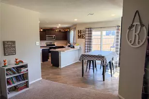 604 Mayfield Dr, Cleburne, TX 76031 - Photo 9