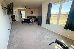 604 Mayfield Dr, Cleburne, TX 76031 - Photo 11