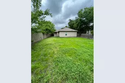 2811 Walnut Street, Greenville, TX 75401 - Photo 17