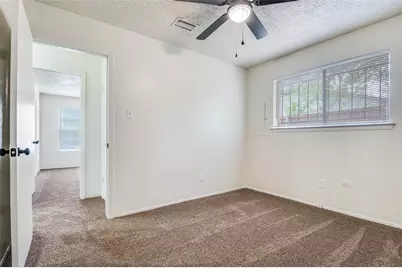 1519 Oakbrook Street, Lancaster, TX 75134 - Photo 21