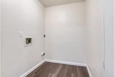 1519 Oakbrook Street, Lancaster, TX 75134 - Photo 17