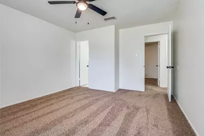 1519 Oakbrook Street, Lancaster, TX 75134 - Photo 23