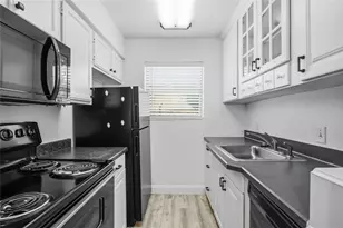 2729 Hurstview Dr, Hurst, TX 76054 - Photo 5