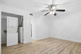 2729 Hurstview Dr, Hurst, TX 76054 - Photo 9