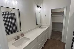 1138 Alvarado St, Cleburne, TX 76031 - Photo 13