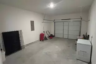 1138 Alvarado St, Cleburne, TX 76031 - Photo 21