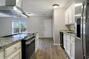 7437 Sandhurst Ln S, North Richland Hills, TX 76182 - Photo 13