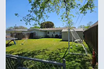 5824 Lyle Street, Westworth Village, TX 76114 - Photo 7