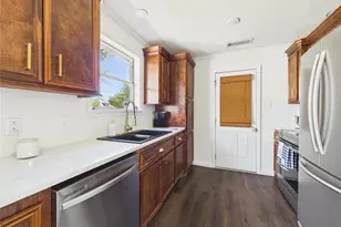 321 E Pine, Jacksboro, TX 76458 - Photo 9