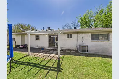 321 E Pine, Jacksboro, TX 76458 - Photo 23