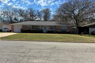 3605 Wendell Dr, North Richland Hills, TX 76117 - Photo 9