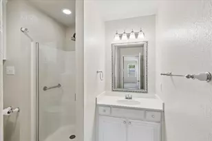 2736 Ensenada Ln, Fort Worth, TX 76108 - Photo 17