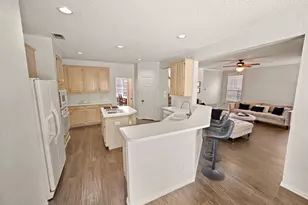 417 Shade Tree Cir, Hurst, TX 76054 - Photo 13