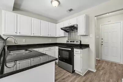 1206 Hillwood Way, Grapevine, TX 76051 - Photo 9