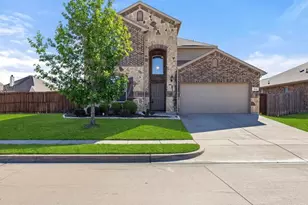 424 Eureka Ct, Burleson, TX 76028 - Photo 3