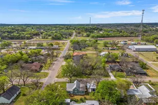 107 W Ave F, Valley Mills, TX 76689 - Photo 35