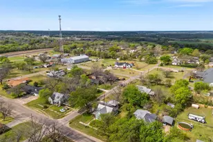 107 W Ave F, Valley Mills, TX 76689 - Photo 37