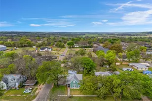 107 W Ave F, Valley Mills, TX 76689 - Photo 31