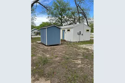 414 N Avenue F, Clifton, TX 76634 - Photo 7