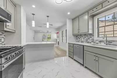 311 Beckleywood Boulevard, Dallas, TX 75224 - Photo 13