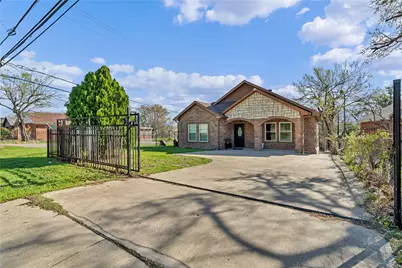 3022 Loving Avenue, Fort Worth, TX 76106 - Photo 3