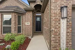2304 Birdwatch Ln, Mansfield, TX 76063 - Photo 5