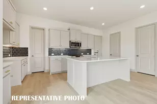 1402 Marsh Ln, Frisco, TX 75033 - Photo 5