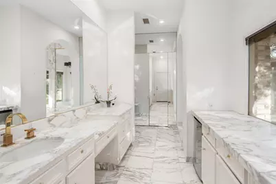 5045 Lakehill Court, Dallas, TX 75220 - Photo 27