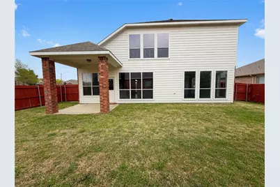 828 Pebblecreek Drive, Burleson, TX 76028 - Photo 5