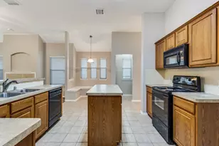 9732 Old Field Dr, McKinney, TX 75072 - Photo 11