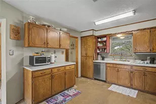 243 County Rd 3851, Poolville, TX 76487 - Photo 15