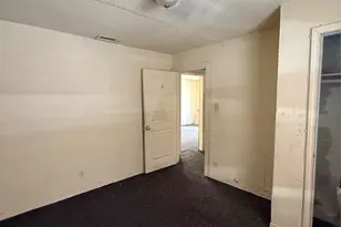 4824 Fellows Ln, Dallas, TX 75216 - Photo 21