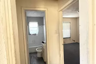 4824 Fellows Ln, Dallas, TX 75216 - Photo 29