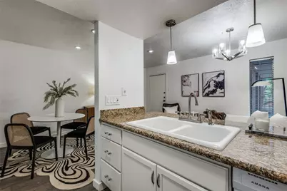 4525 Gilbert #204, Dallas, TX 75219 - Photo 11