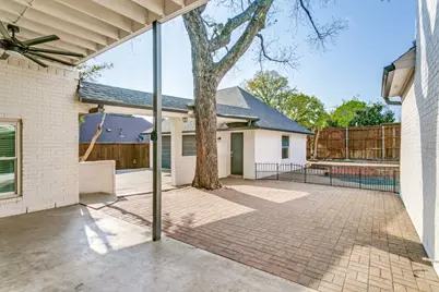 2901 Woodland Hills Drive, Grapevine, TX 76051 - Photo 23