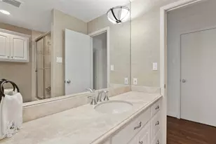 13342 Peyton Dr, Dallas, TX 75240 - Photo 33