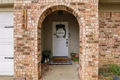 1404 Mimosa Street, Cleburne, TX 76033 - Photo 3