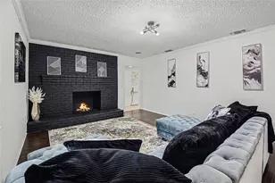 10525 Yorkford Dr, Dallas, TX 75238 - Photo 15