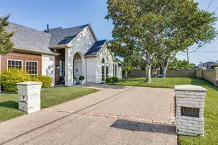 17327 Davenport Rd, Dallas, TX 75248 - Photo 1